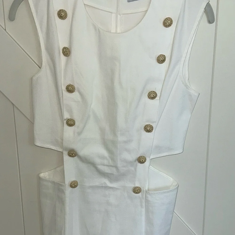 My Beachy Side “Marin” Mini Dress – White (Size S) - Picture 3 of 6